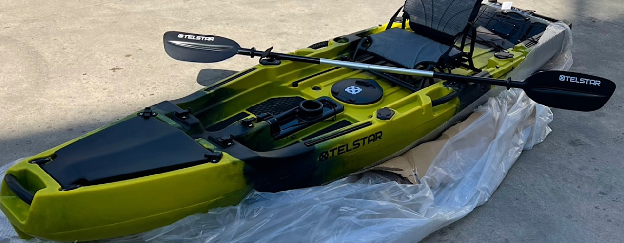 Професионален SIT-ON-TOP риболовен каяк с педална система с витло MARIUS нов модел 2024